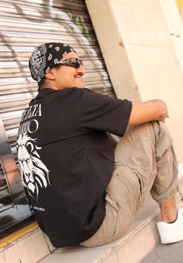 León Original - Image 2